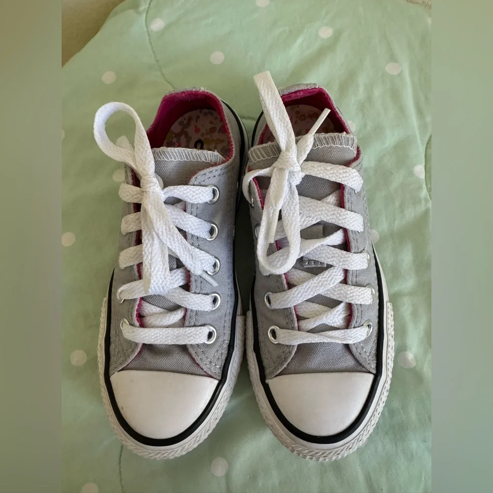 Converse Kids Gray Sneakers Kids size 11